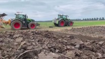 Fendt Deep Ploughing: 1.30m Power Unleashed! Serious Tractor Pull